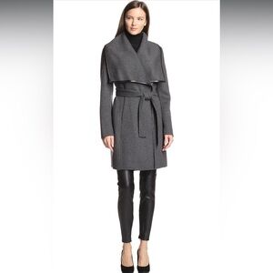 Elie Tahari Women's Portland Belted Double Faced Wool Coat size 2, XS